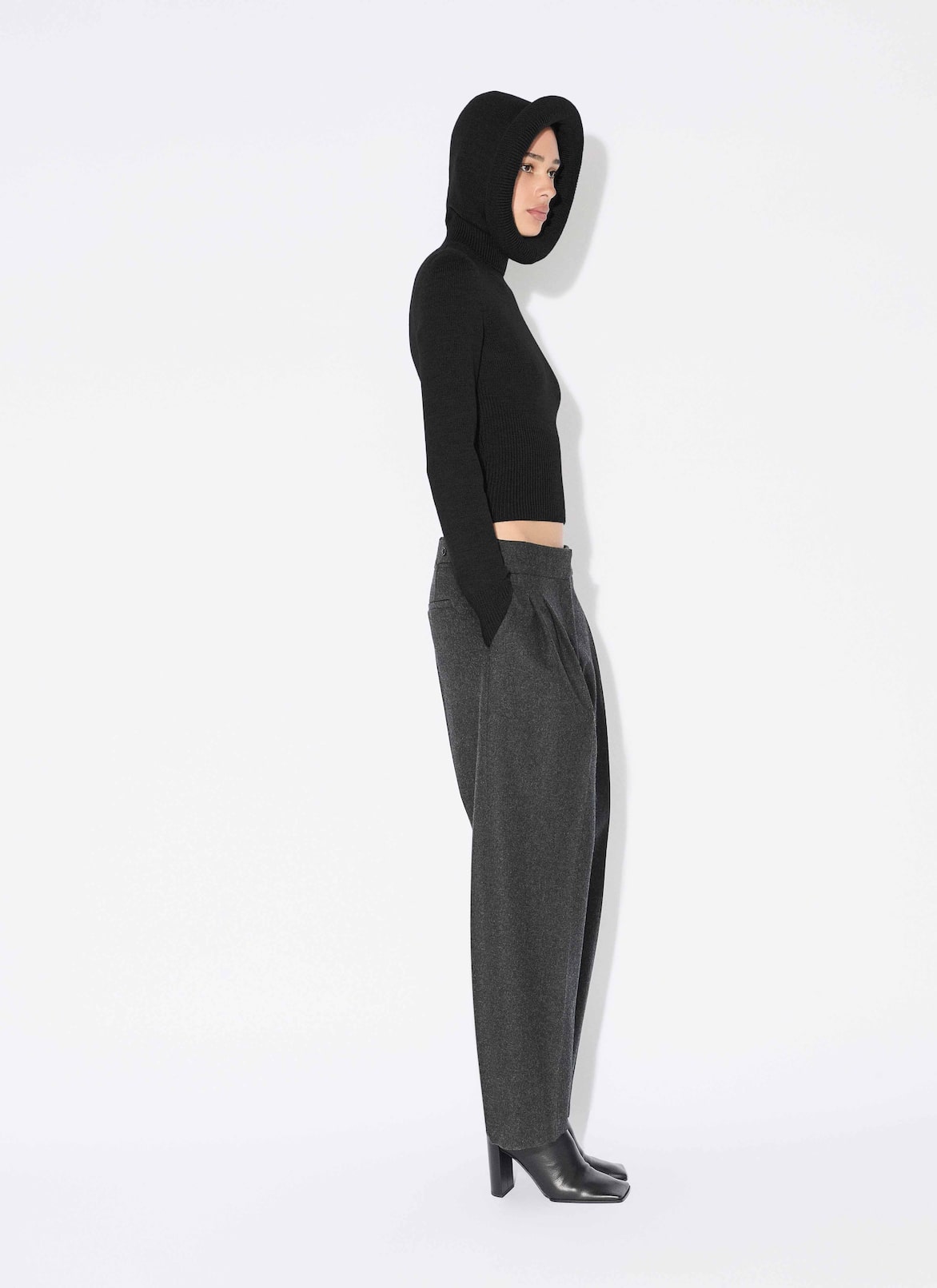 SCULPTURAL HOOD RIBBED KNIT JUMPER ALAÏA BLACK SCULPTURAL HOOD RIBBED KNIT JUMPER